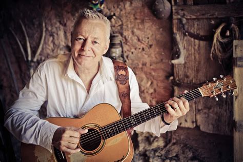 Tommy emmanuel tour - Tommy Emmanuel played a drum solo at his Oct. 6 concert in Columbus. This would be unremarkable except for the fact that, A) Emmanuel is an acoustic guitarist and, B) Emmanuel played only acoustic guitars – four to be precise – at his Oct. 6 concert in Columbus. 